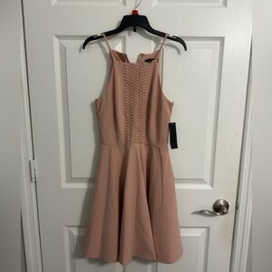 Midi pink dress with details upfront